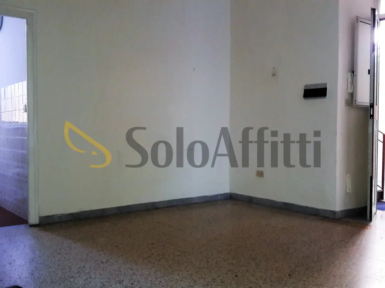 Ufficio in Via Napoli a Piscinola, Napoli, {3} - Foto 1