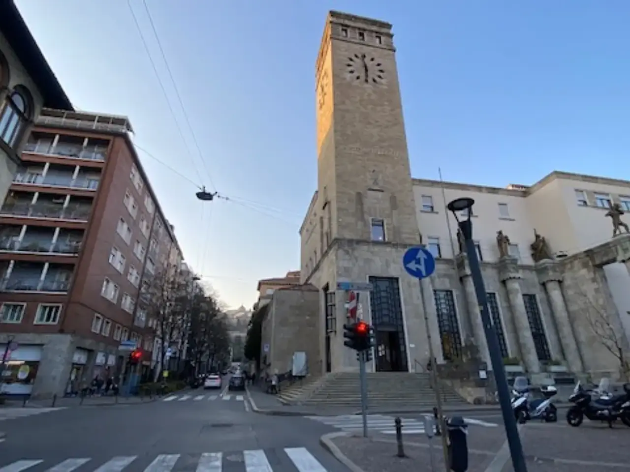 Negozio in Via Antonio Locatelli, Bergamo, {3} - Foto 1