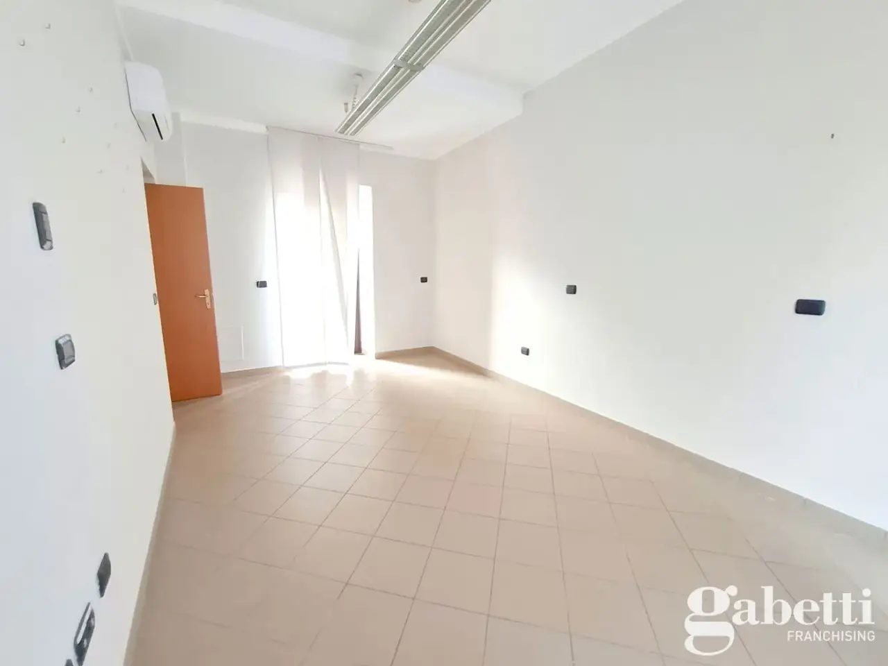 Ufficio in Via Roma 00, Pomigliano D'Arco, {3} - Foto 2