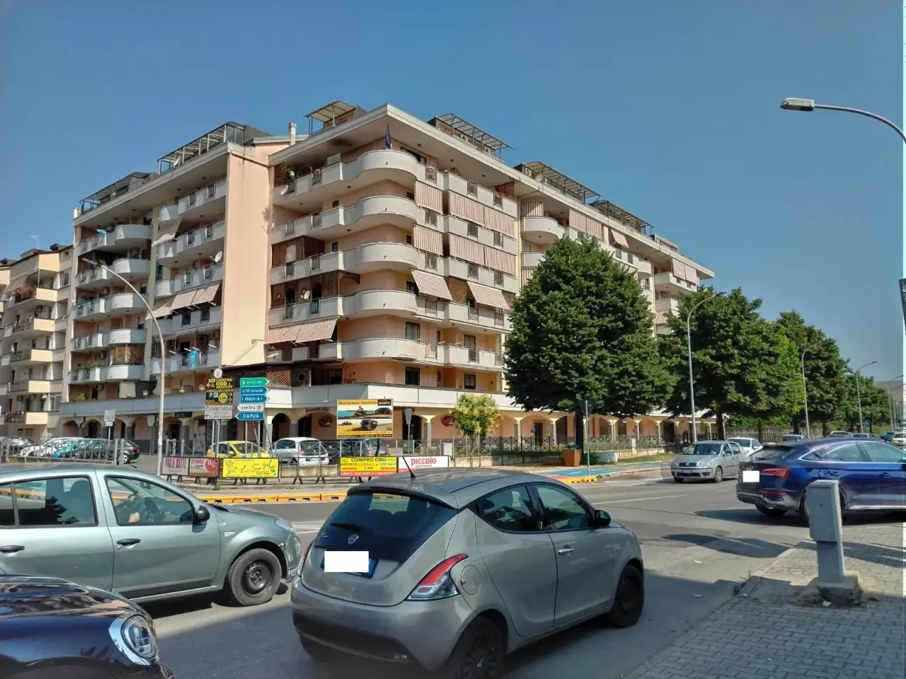 Negozio in Via Boccardo, Santa Maria Capua Vetere, {3} - Foto 2