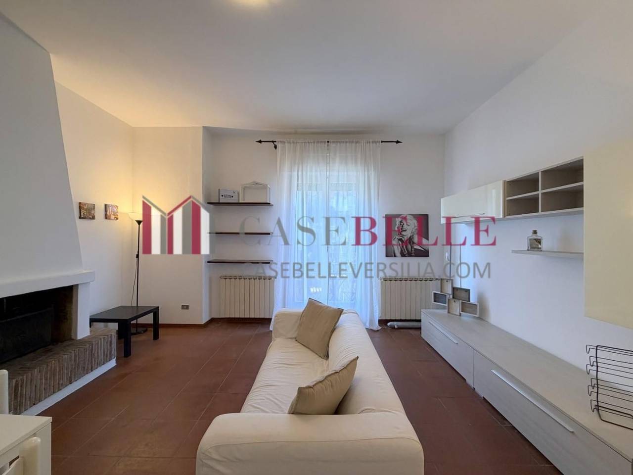 appartamento in vendita a Massa in zona Marina di Massa