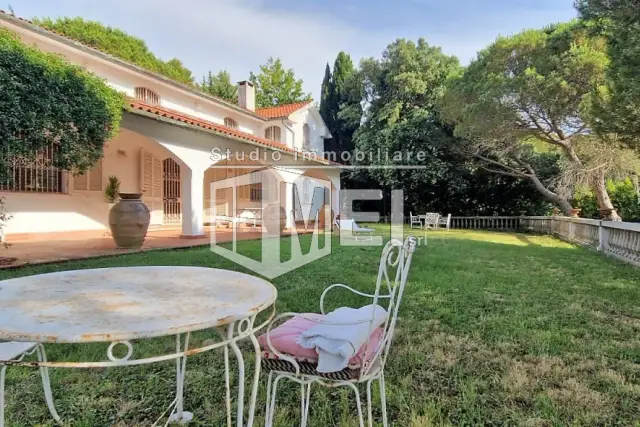 Villa in Via della Valle Benedetta, Livorno - Foto 1