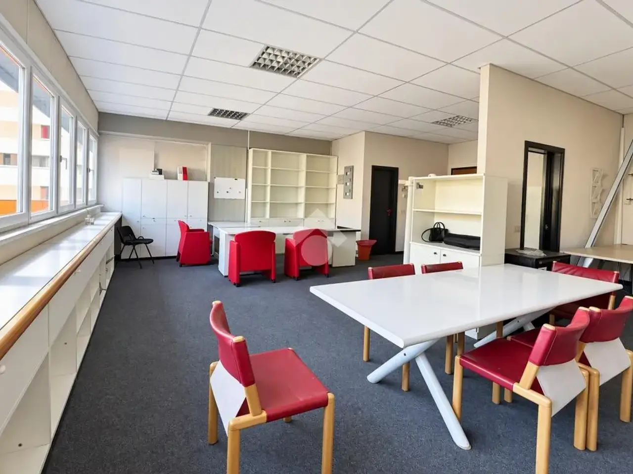 Ufficio in Largo Sindelfingen, Sondrio, {3} - Foto 1