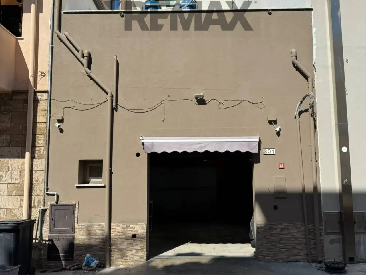 Negozio in Via Vittorio Emanuele 201, Terrasini, {3} - Foto 1