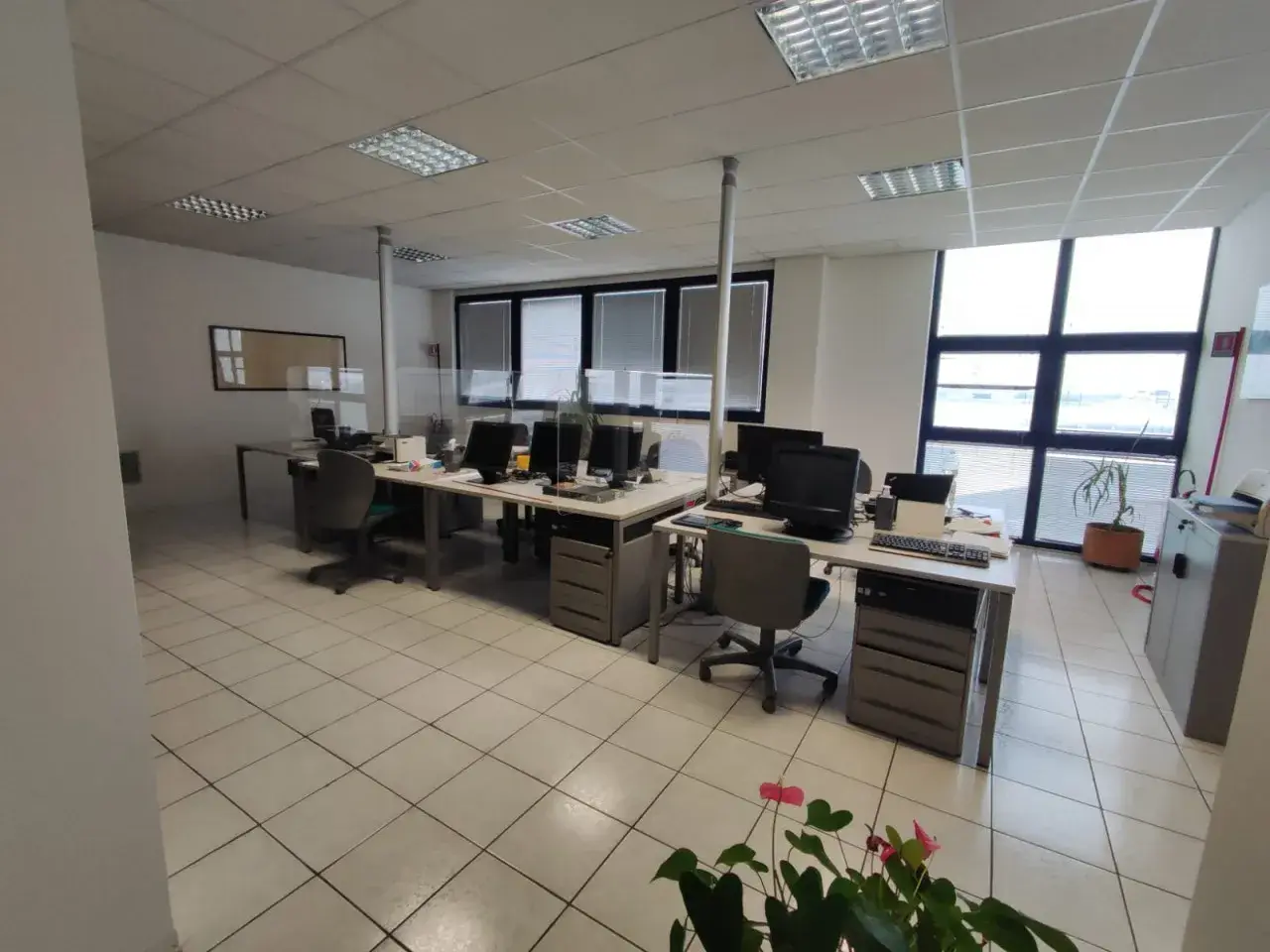 Ufficio in Viale Navigazione Interna 51, Padova, {3} - Foto 2
