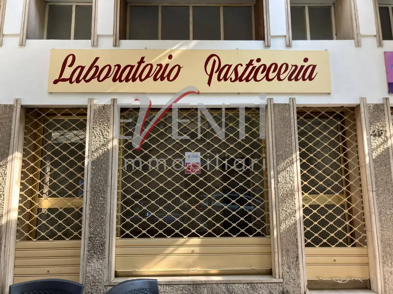 Negozio in Viale della Rimembranza 46, Pinerolo, {3} - Foto 1