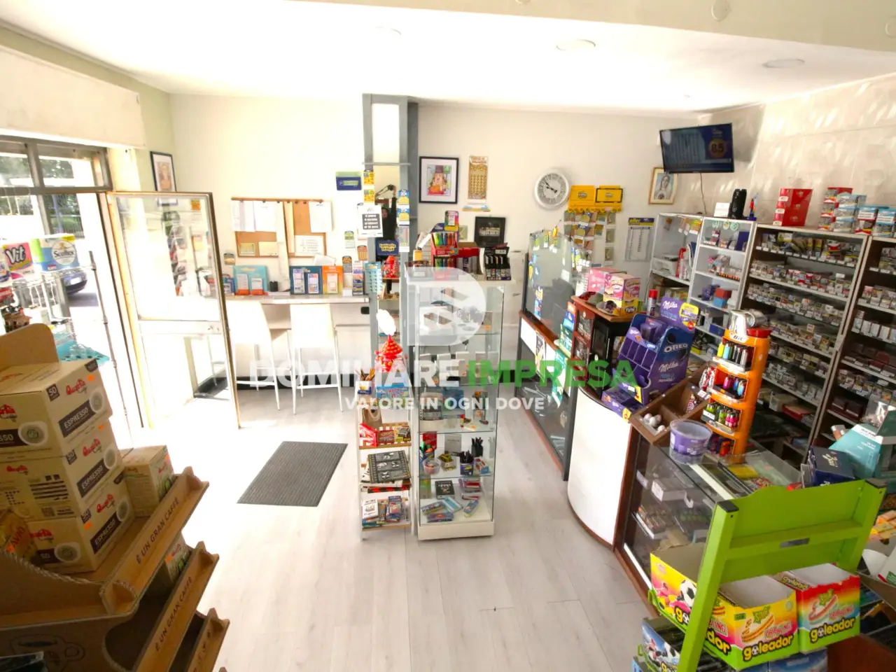 Locale commerciale in Via Vecchia San Pietro in Lama 59, Lecce, {3} - Foto 1