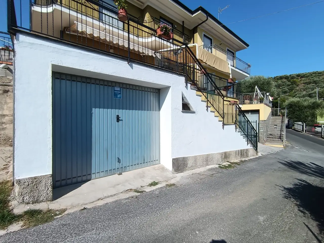 Parcheggio chiuso in Via a. San Novaro, Diano San Pietro, {3} - Foto 1