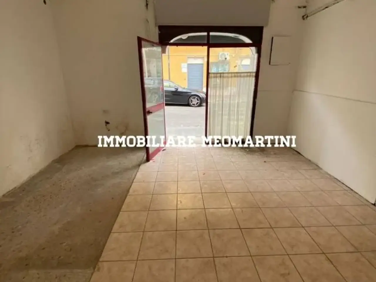 Esercizio commerciale in Via Piave, Siracusa (Sr), Siracusa, {3} - Foto 1