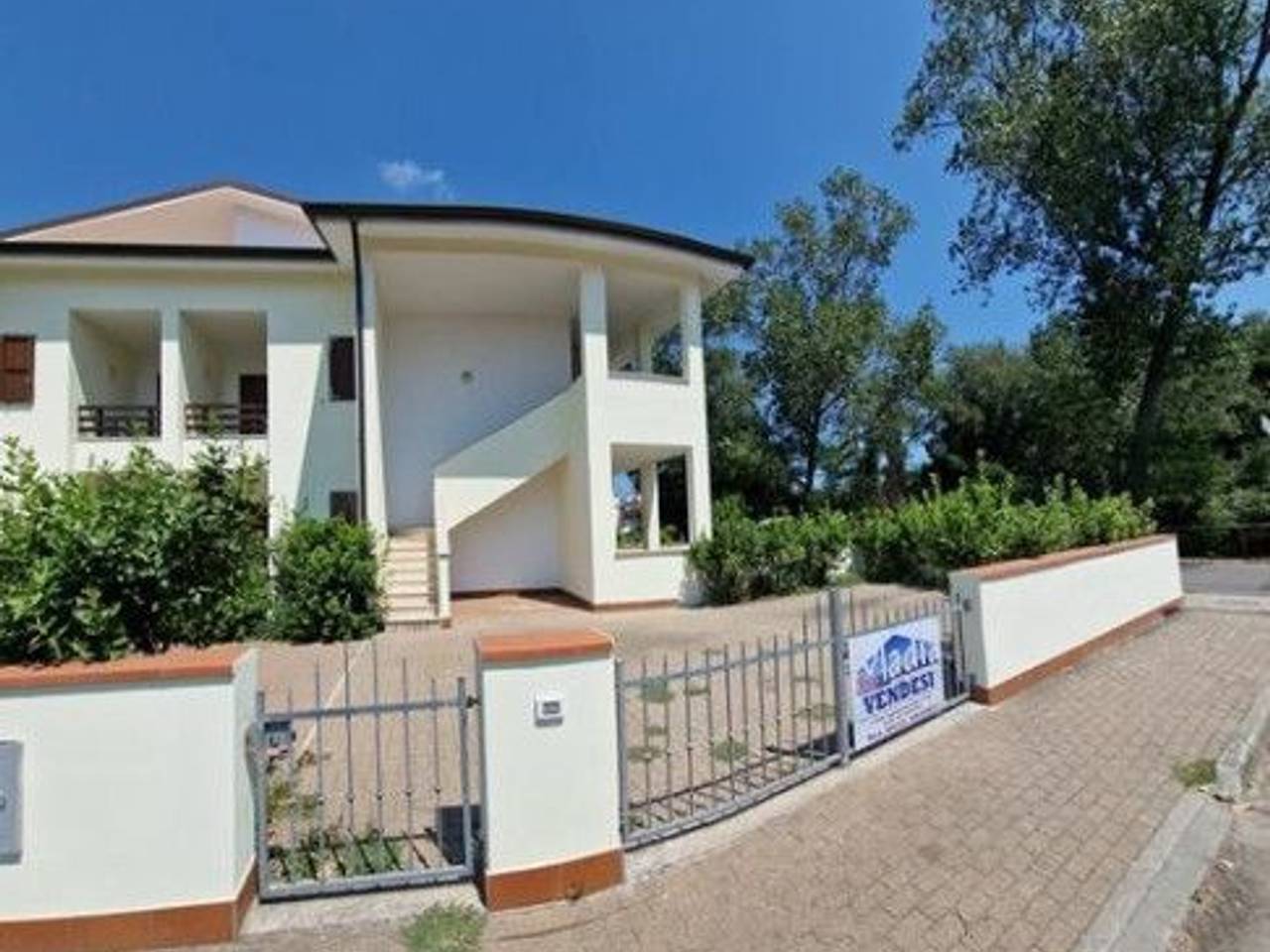 immagine annuncio 1 di 14