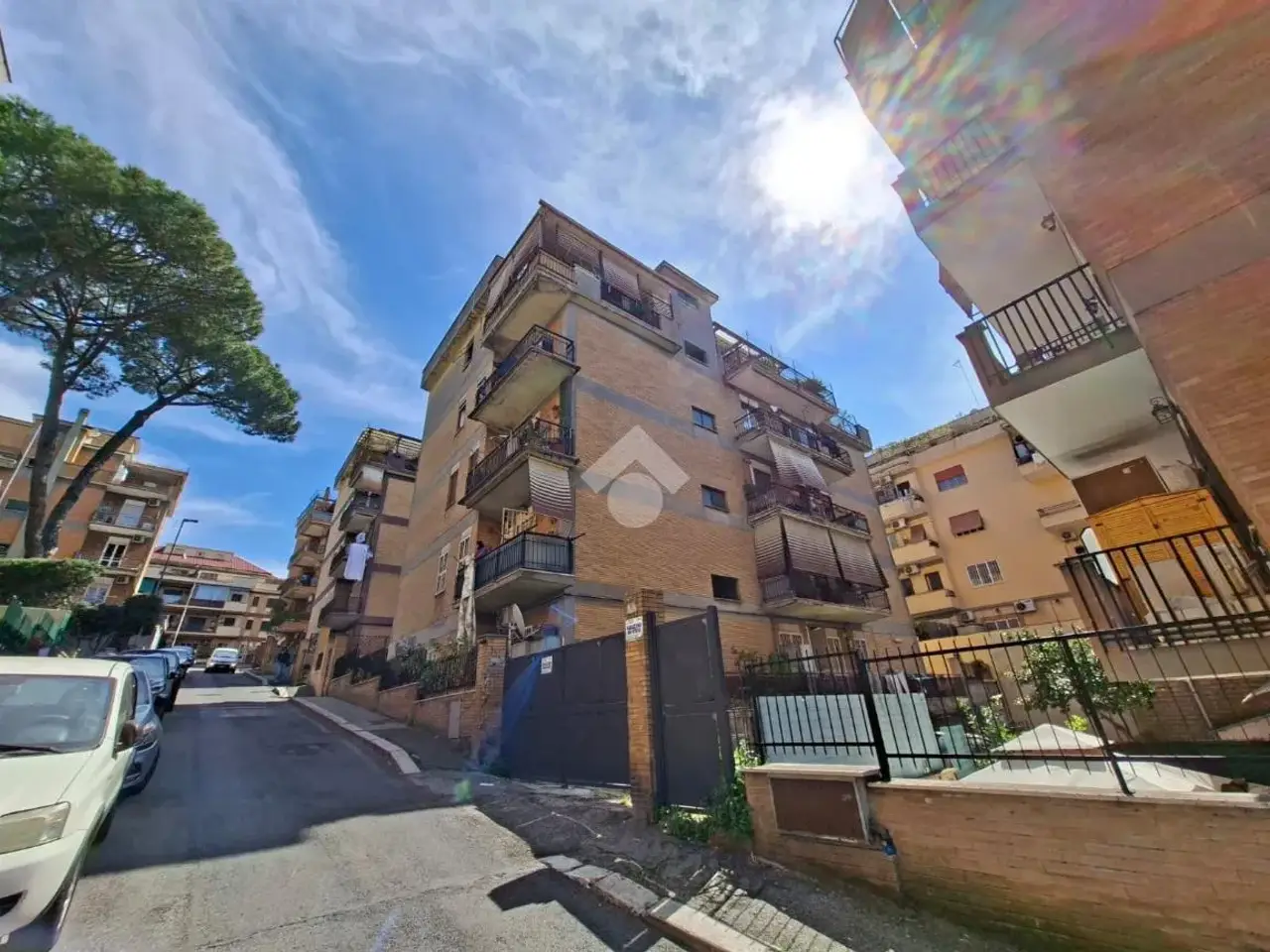 Magazzino in Via Lamporecchio 15, Roma, {3} - Foto 1