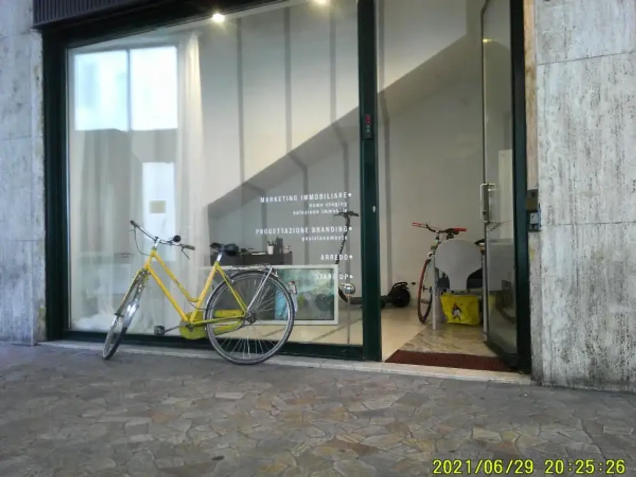 Ufficio in , Bergamo, {3} - Foto 1