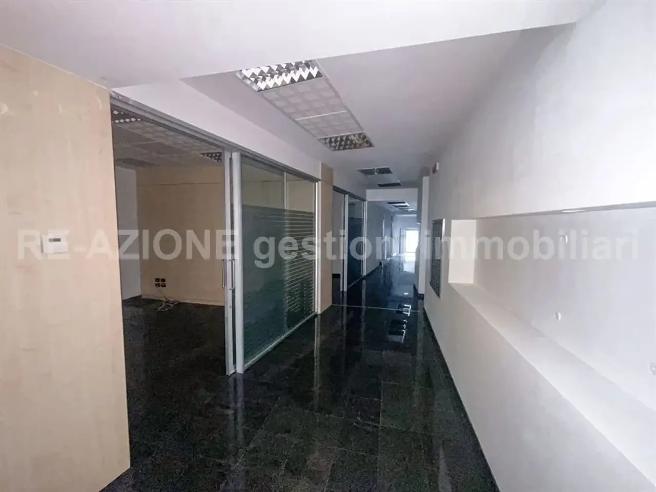 Negozio in Corso Garibaldi 33, Thiene, {3} - Foto 2