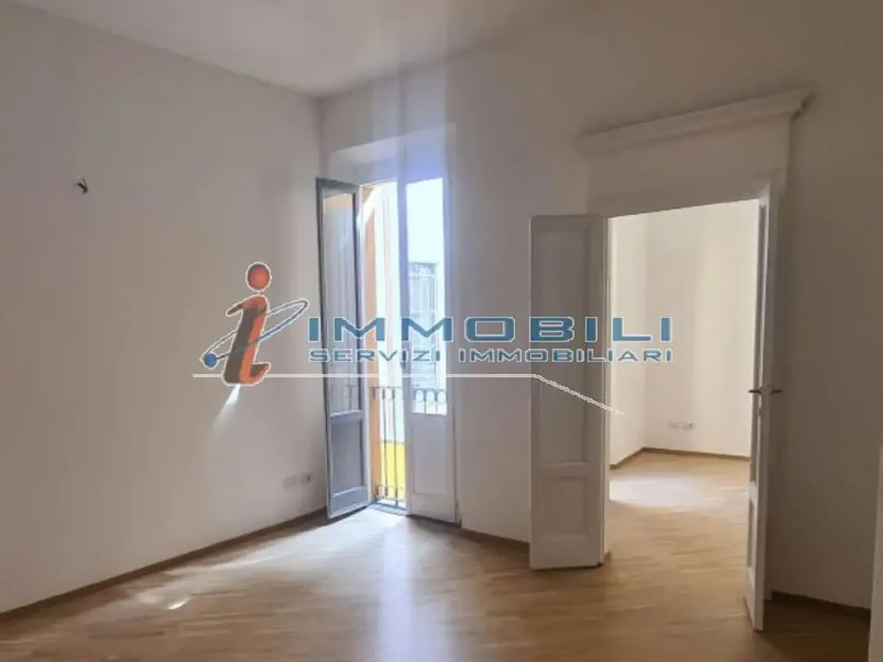 Ufficio in Largo Augusto, Milano, {3} - Foto 1