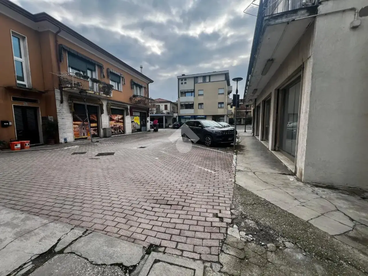 Negozio in Via Repubblica 62, Campagna Lupia, {3} - Foto 2