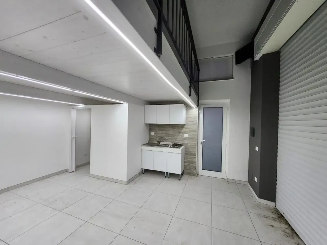 Immobile commerciale in Via Aristotale, Lamezia Terme, {3} - Foto 2
