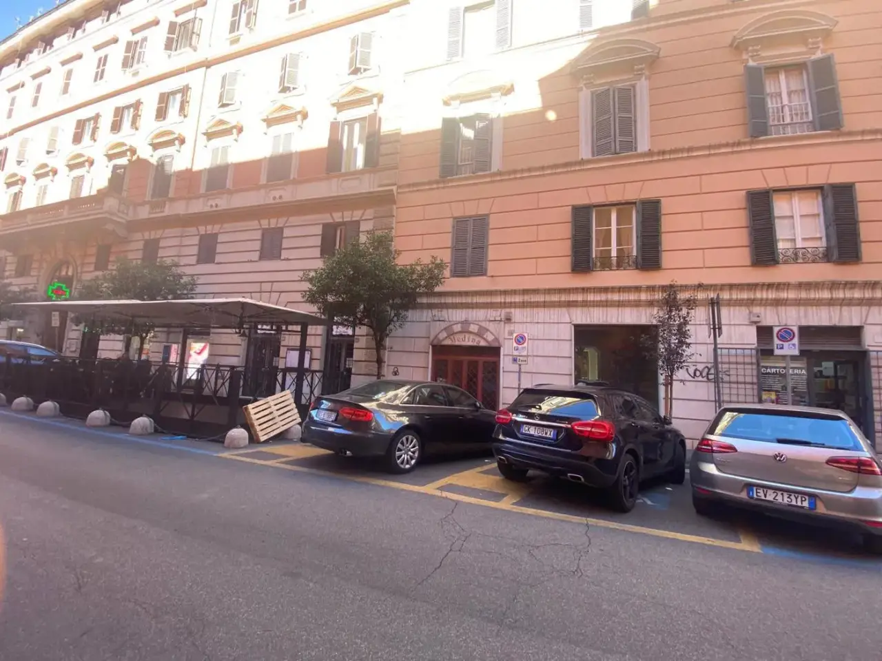 Negozio in Via Alessandria, Roma, {3} - Foto 2