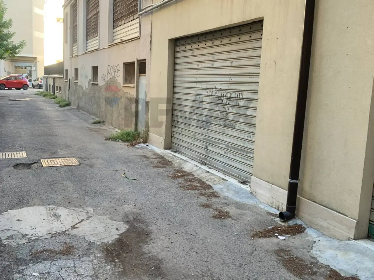 Magazzino in Via Largo Petrella Snc, Caltanissetta, {3} - Foto 1