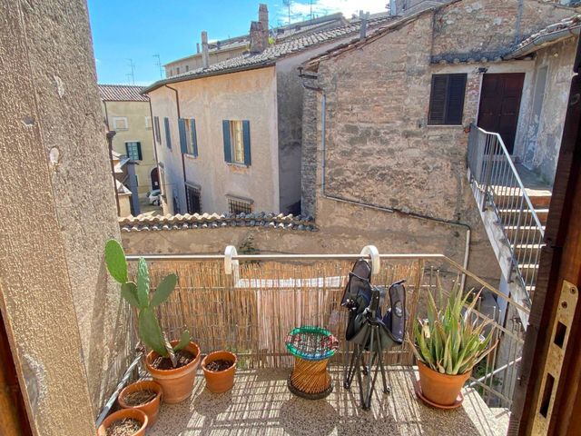 4-room flat in Piazza Giacomo Matteotti, Amelia - Photo 1