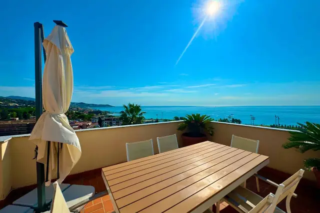 Penthouse in Via Padre Semeria 151, Sanremo - Photo 1