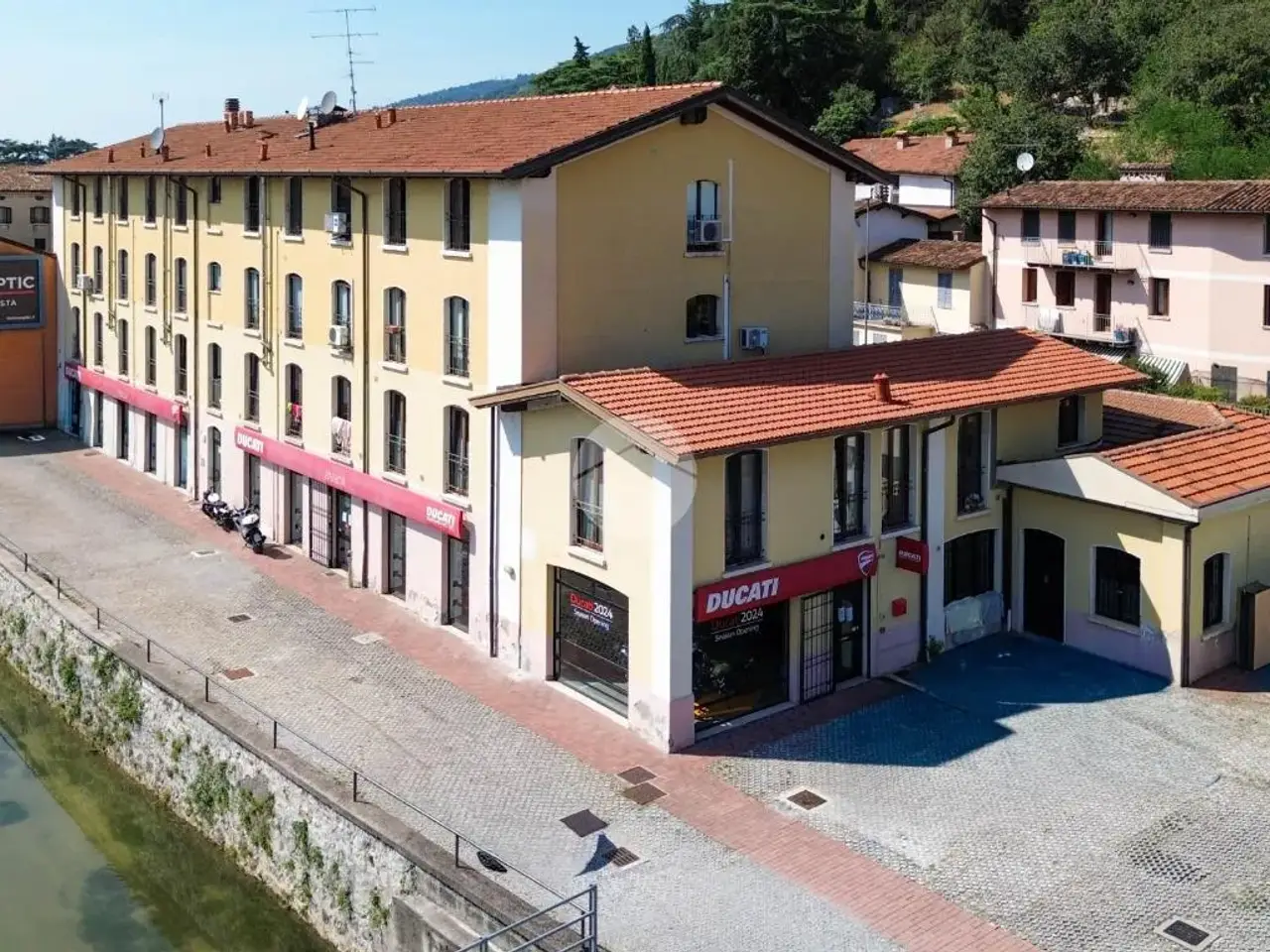 Negozio in Via Sant'Orsola 22, Brescia, {3} - Foto 1