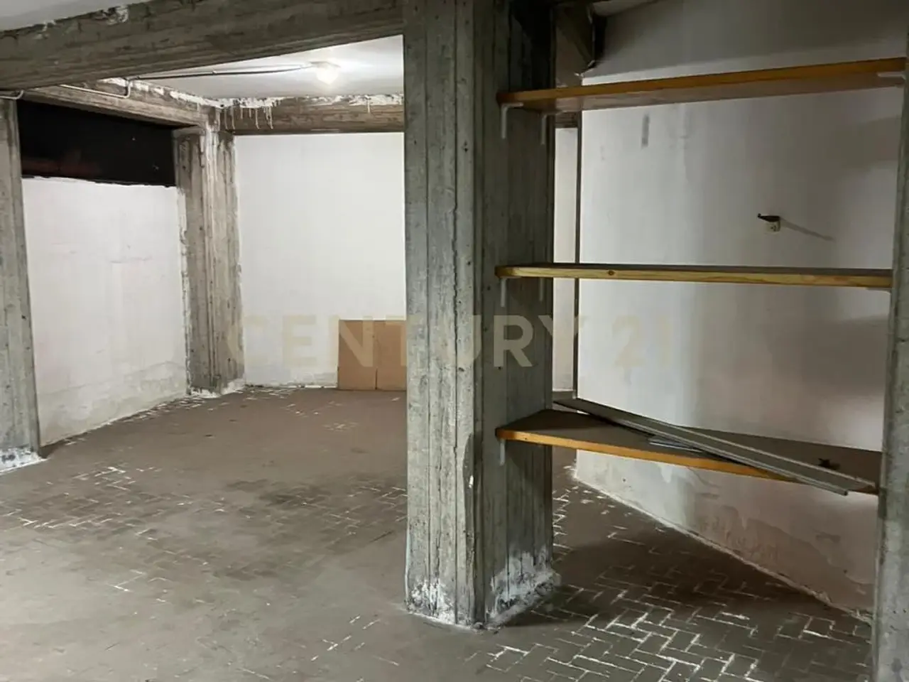 Parcheggio chiuso in Via Moncada 1, Sant'Agata Li Battiati, {3} - Foto 2