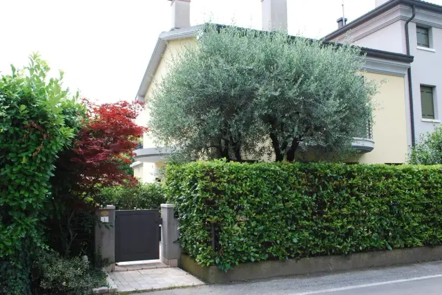 Detached house in Via Boito 1, Castelfranco Veneto - Photo 1