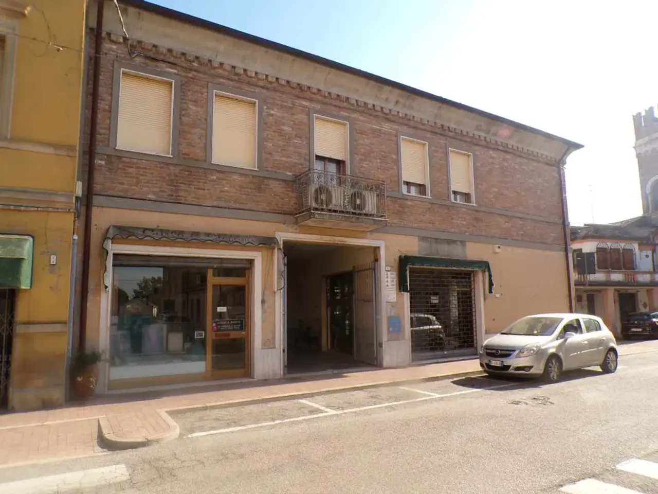 Negozio in Via Vittorio Emanuele III, Fiscaglia, {3} - Foto 1