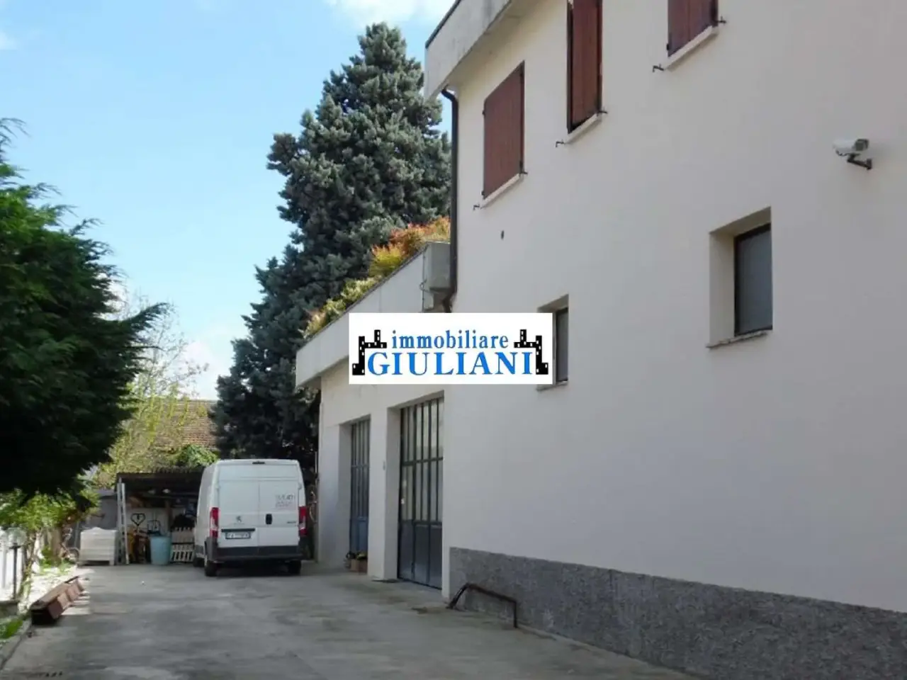 Magazzino in Via Zatti, Reggio Emilia, {3} - Foto 2