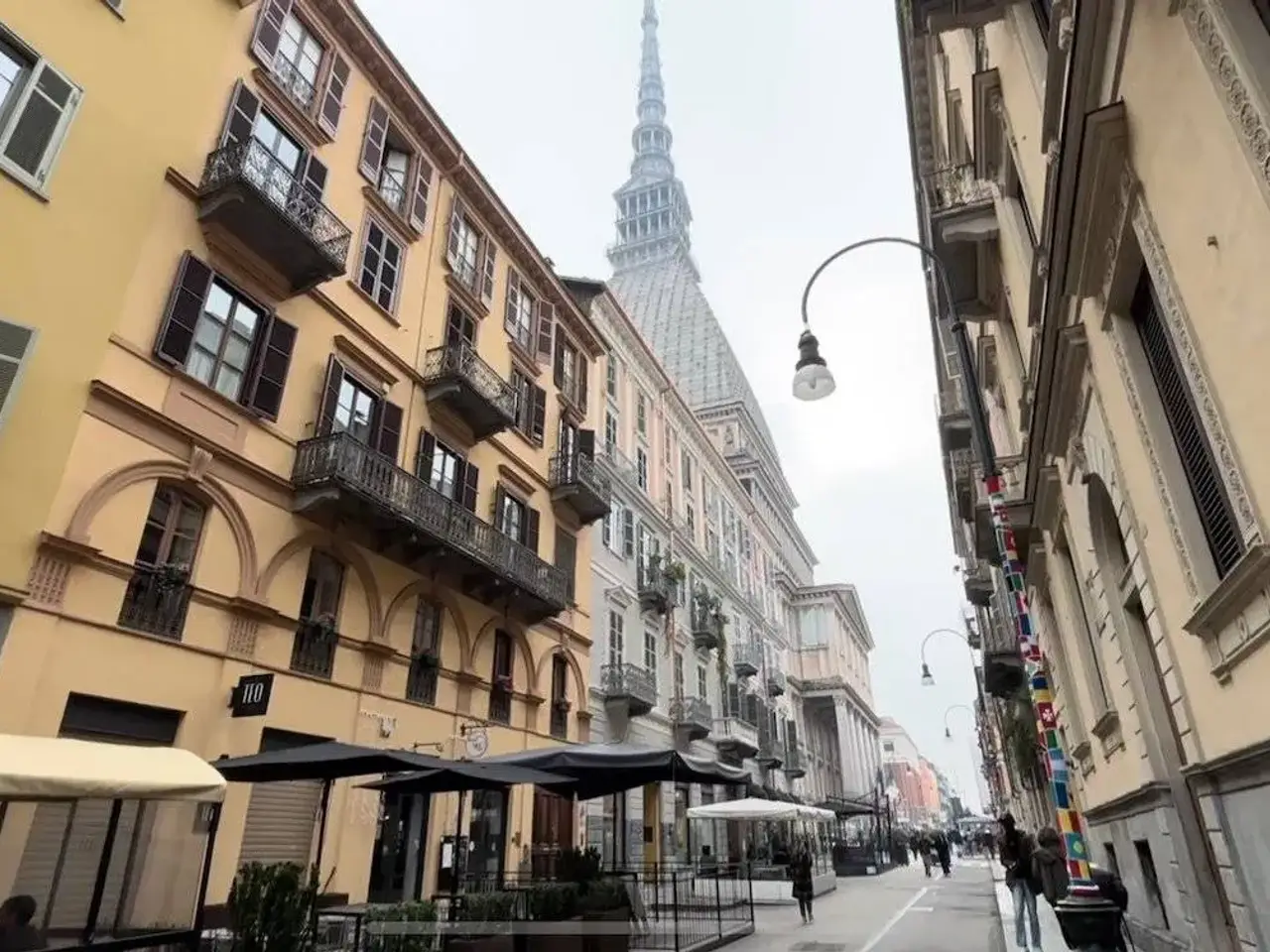 Esercizio commerciale in  Torino, Torino, {3} - Foto 2