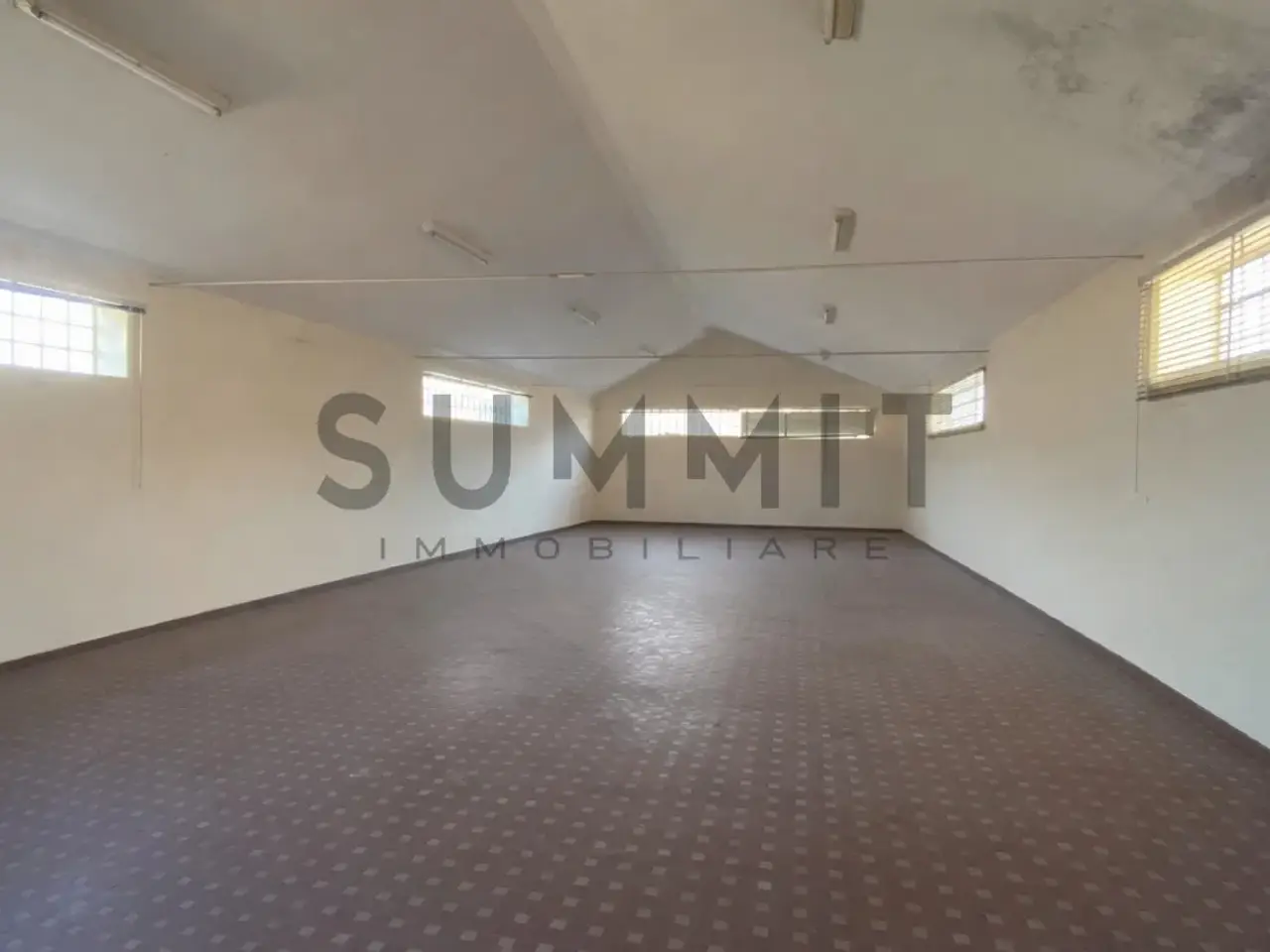 Magazzino in Schio Centro, Schio, {3} - Foto 1