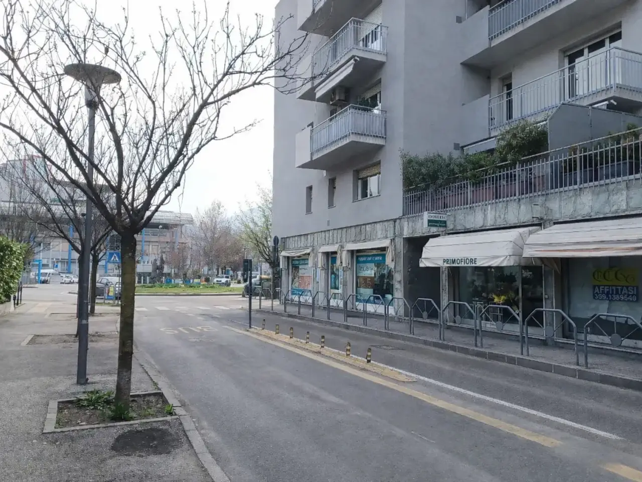 Negozio in , Trento, {3} - Foto 2