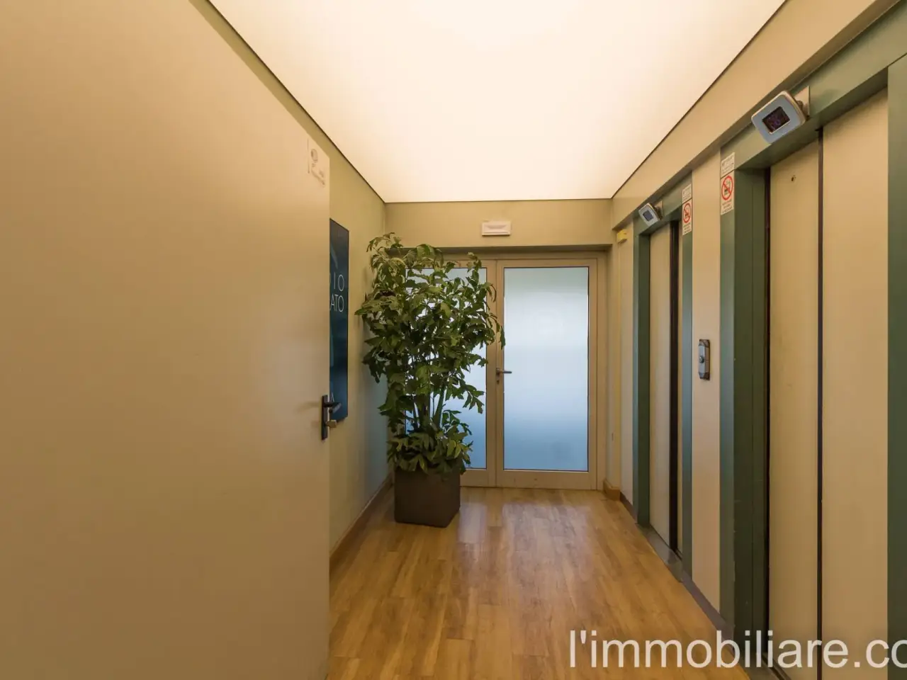 Ufficio in Via Ca' di Cozzi 39, Verona, {3} - Foto 1