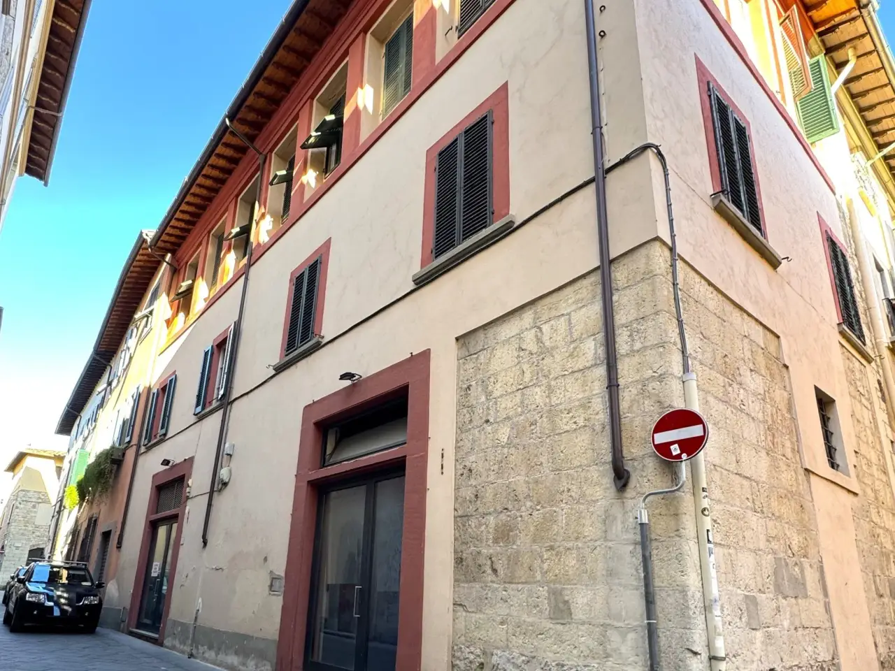 Negozio in Piazza del Duomo, Prato, {3} - Foto 1