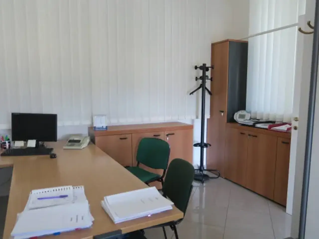 Ufficio in Via Salarolo 1, San Lazzaro Di Savena, {3} - Foto 2
