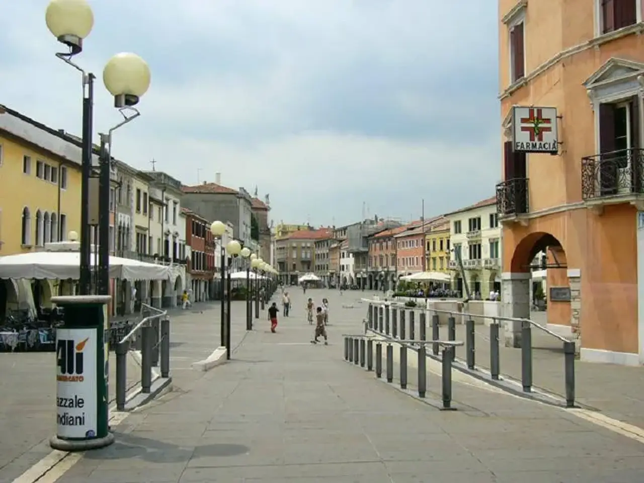 Esercizio commerciale in Via Cappuccina, Venezia, Venezia, {3} - Foto 2