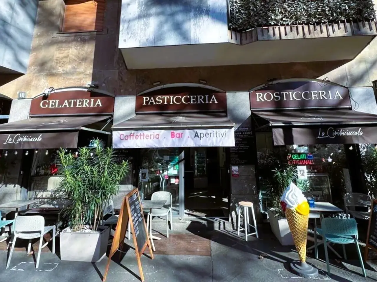 Gelateria in Viale Romagna 10, Milano, {3} - Foto 2