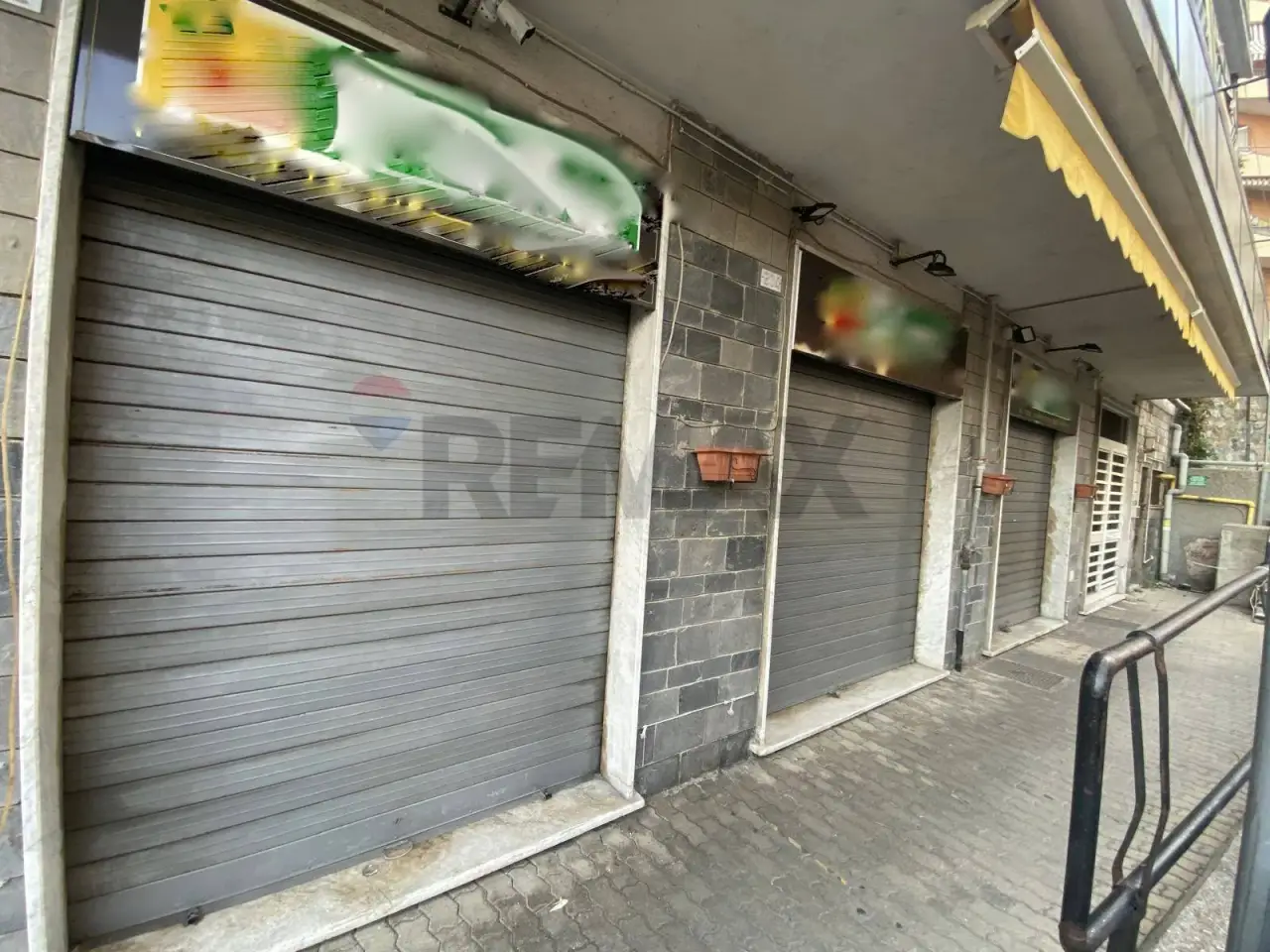 Negozio in Via Aurelio Robino 234, Genova, {3} - Foto 1