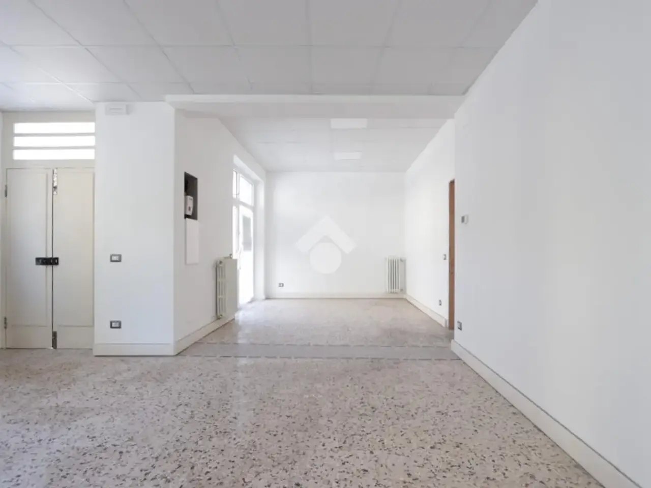 Negozio in Corso Acqui 302, Alessandria, {3} - Foto 2