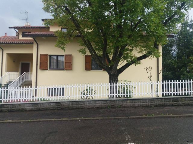 Villa in Via Cesare Battisti, Castellarano - Foto 1