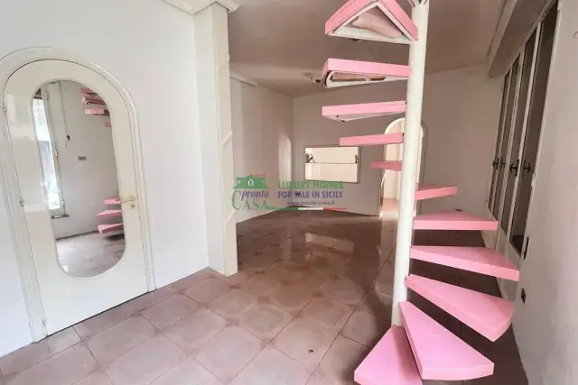 insertion image