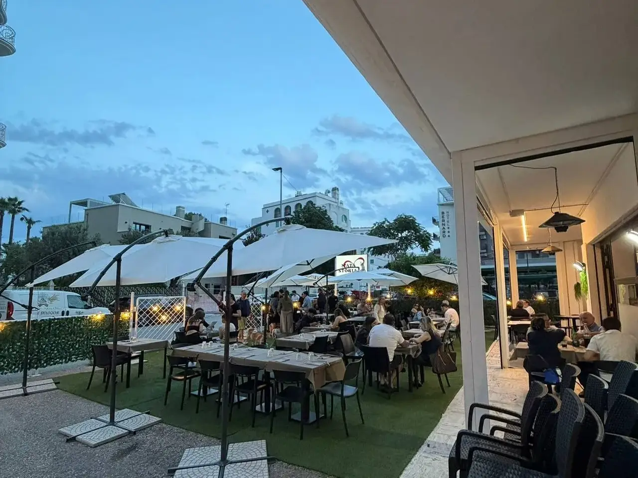 Pizzeria in Via dei Mille 127, San Benedetto Del Tronto, {3} - Foto 1