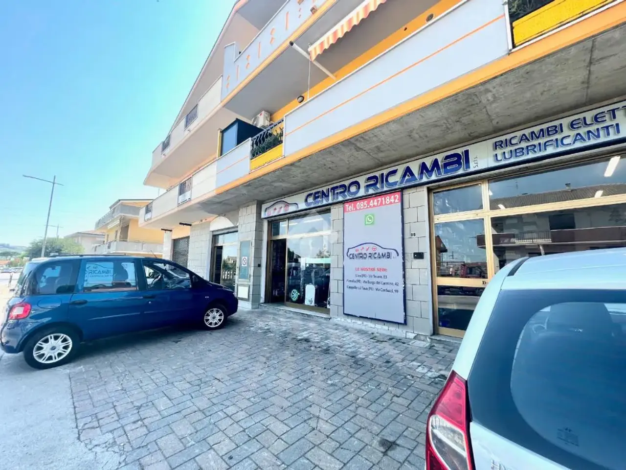Negozio in V. Giosuè Carducci 99, Cappelle Sul Tavo, {3} - Foto 1