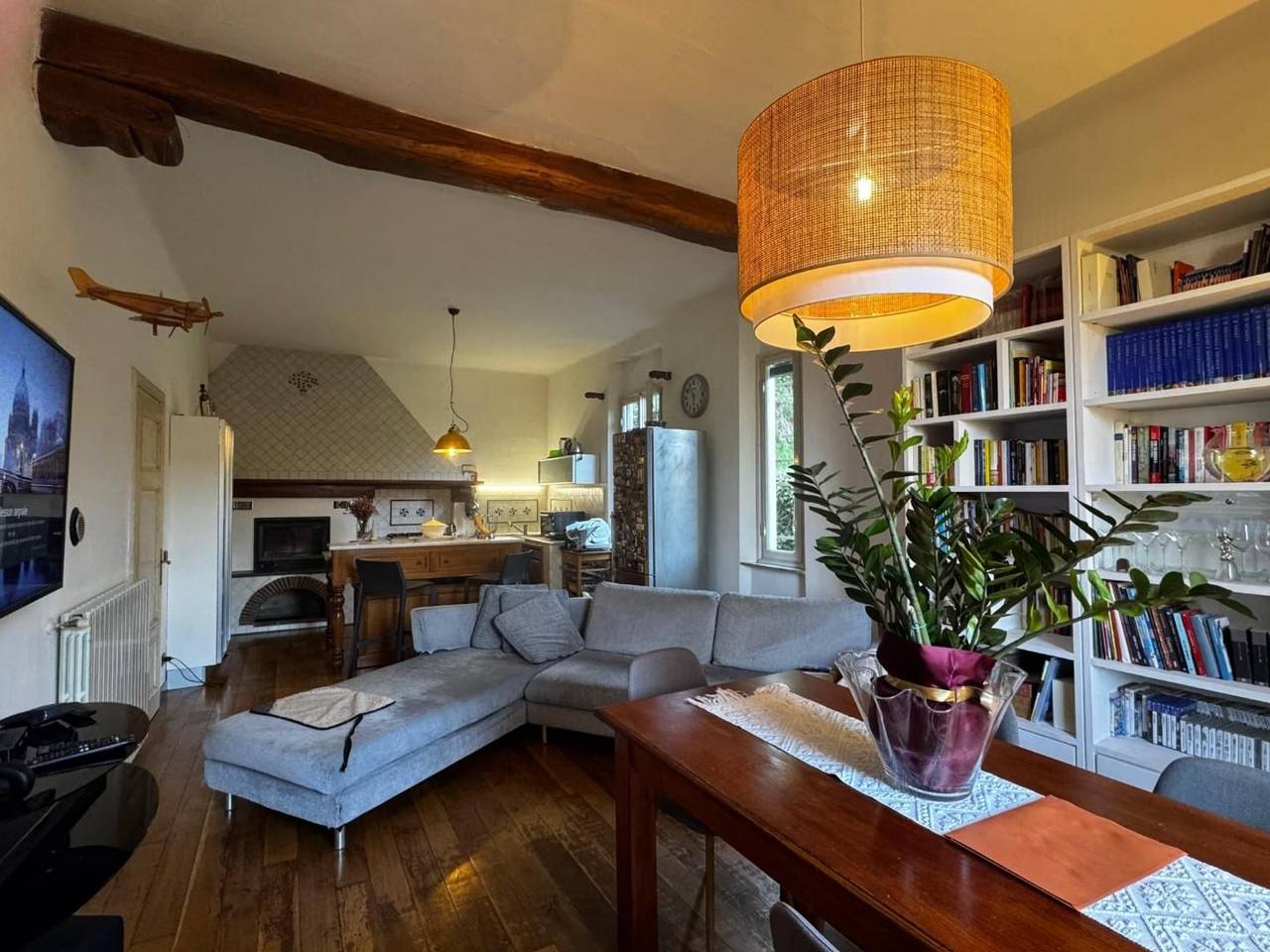 casa indipendente in vendita a Lucca