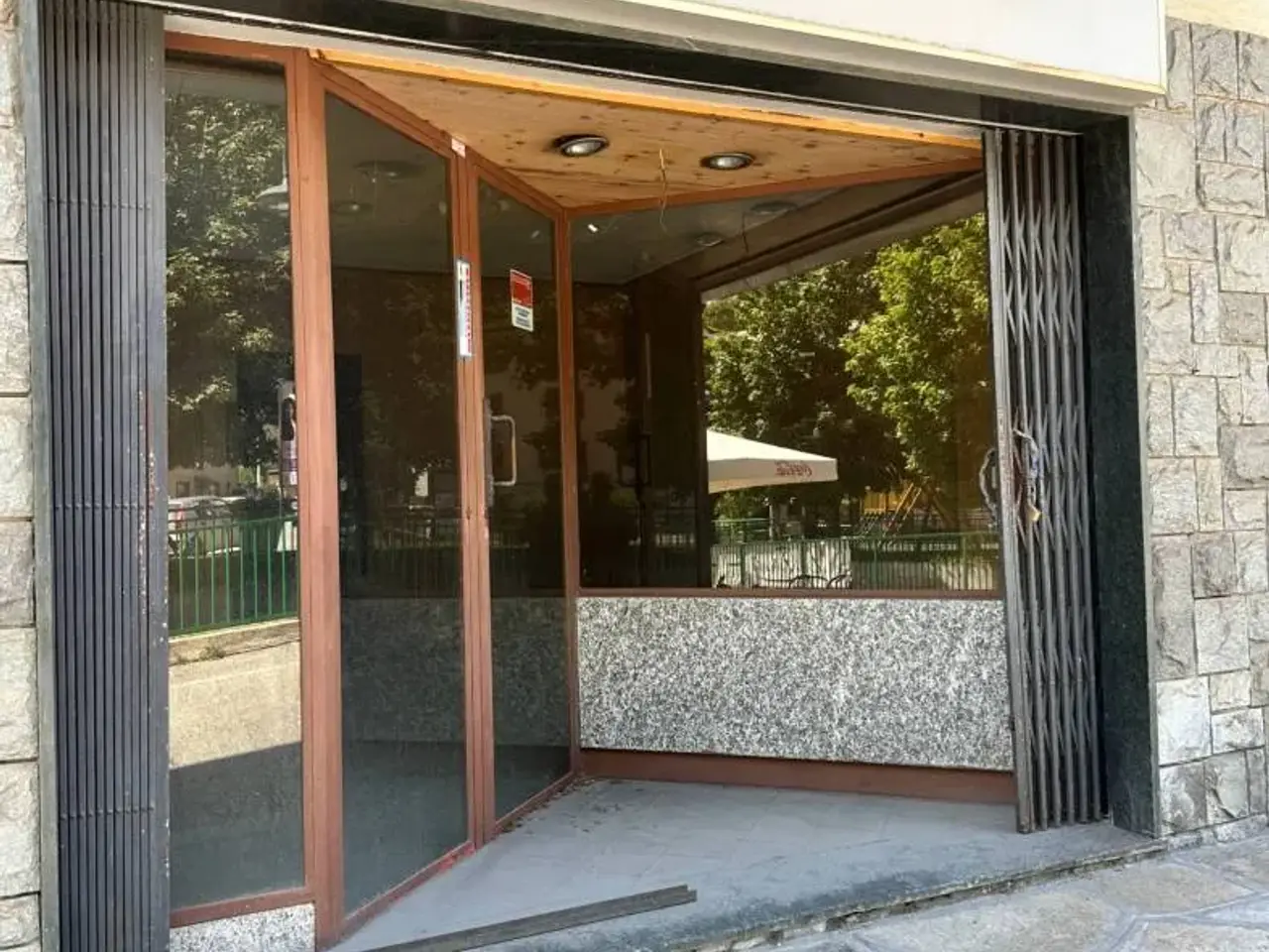Locale commerciale in Via G. F. Medail 98,Bardonecchia, Bardonecchia, {3} - Foto 2
