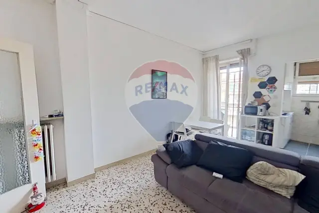 insertion image