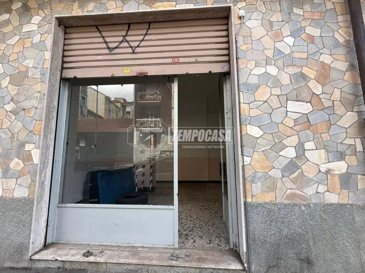 Negozio in Via Giovanni Flecchia 5, Torino, {3} - Foto 1