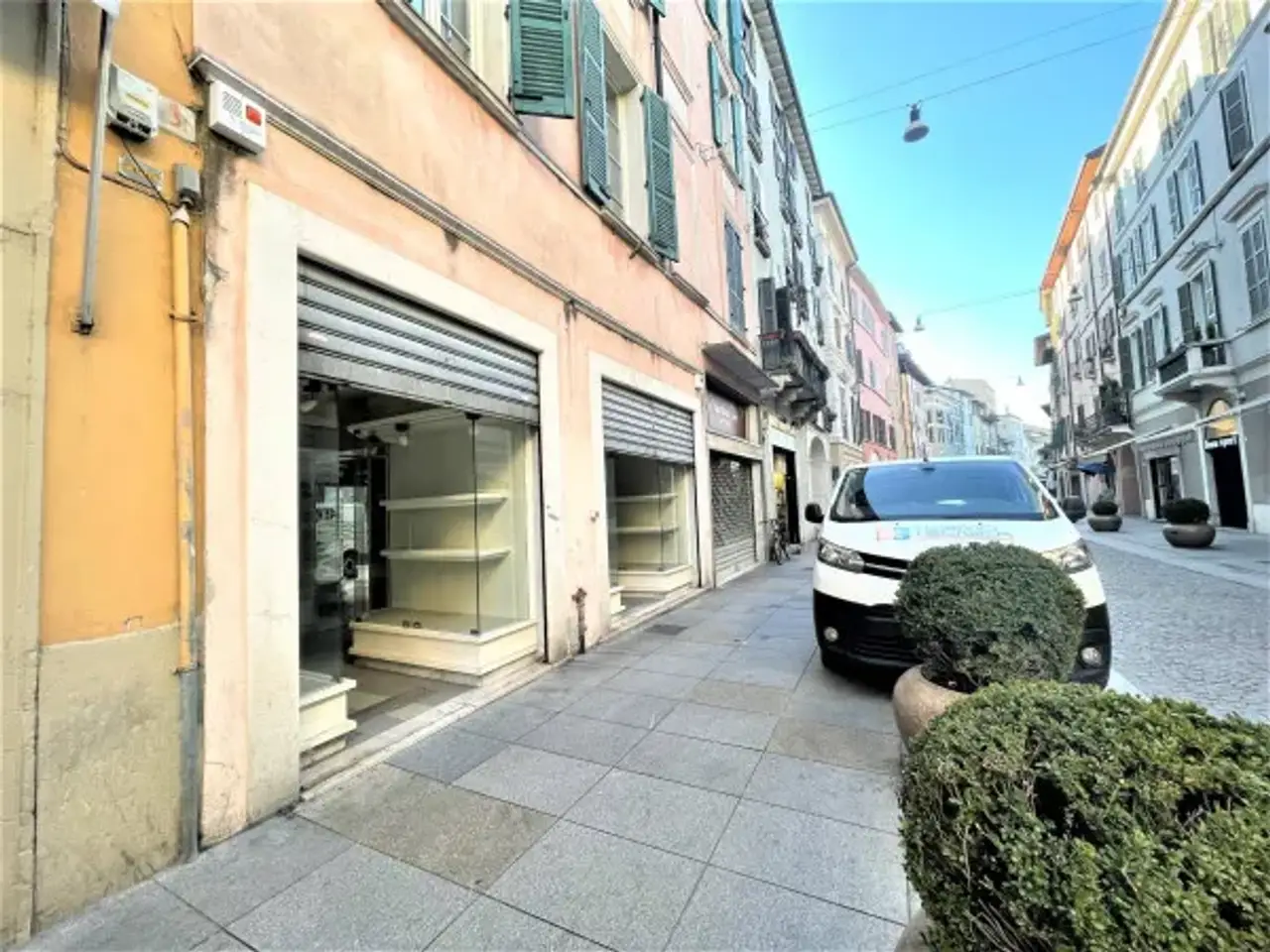 Negozio in Corso Giuseppe Garibaldi 5, Brescia, {3} - Foto 2