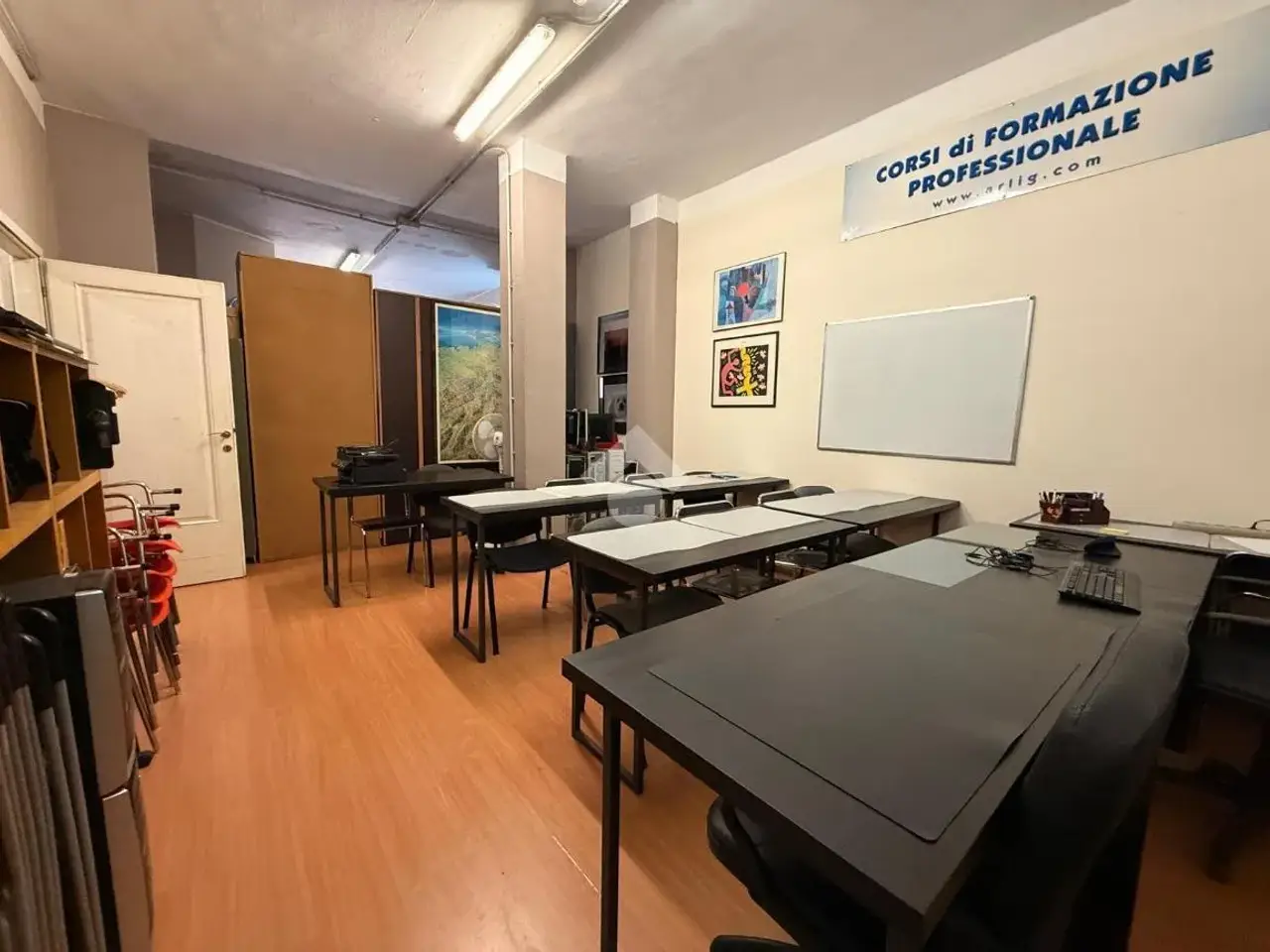 Laboratorio in Via Medail 30, Torino, {3} - Foto 1