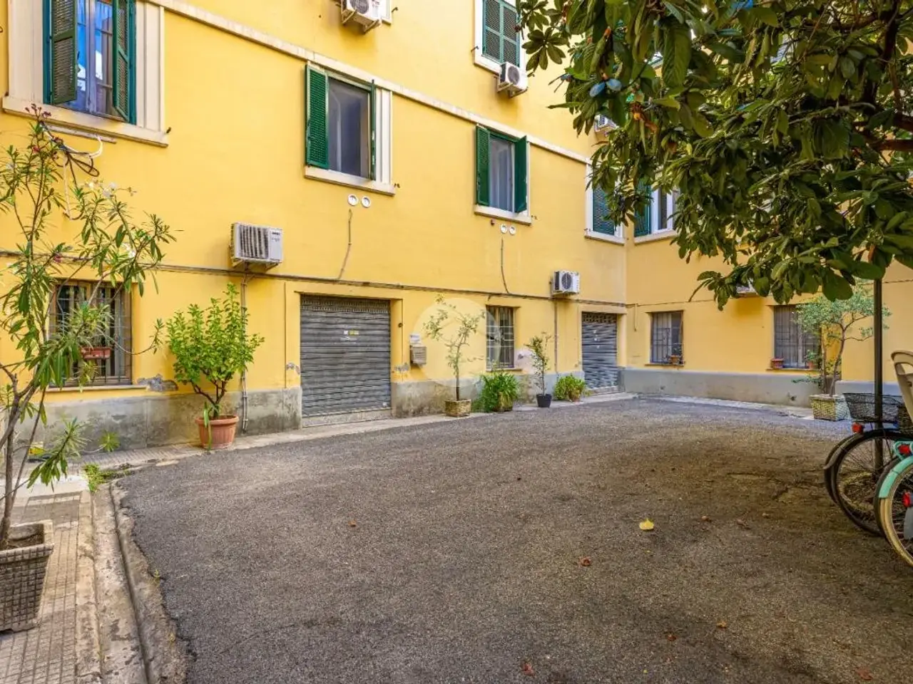 Magazzino in Via Carlo Mirabello 12, Roma, {3} - Foto 1